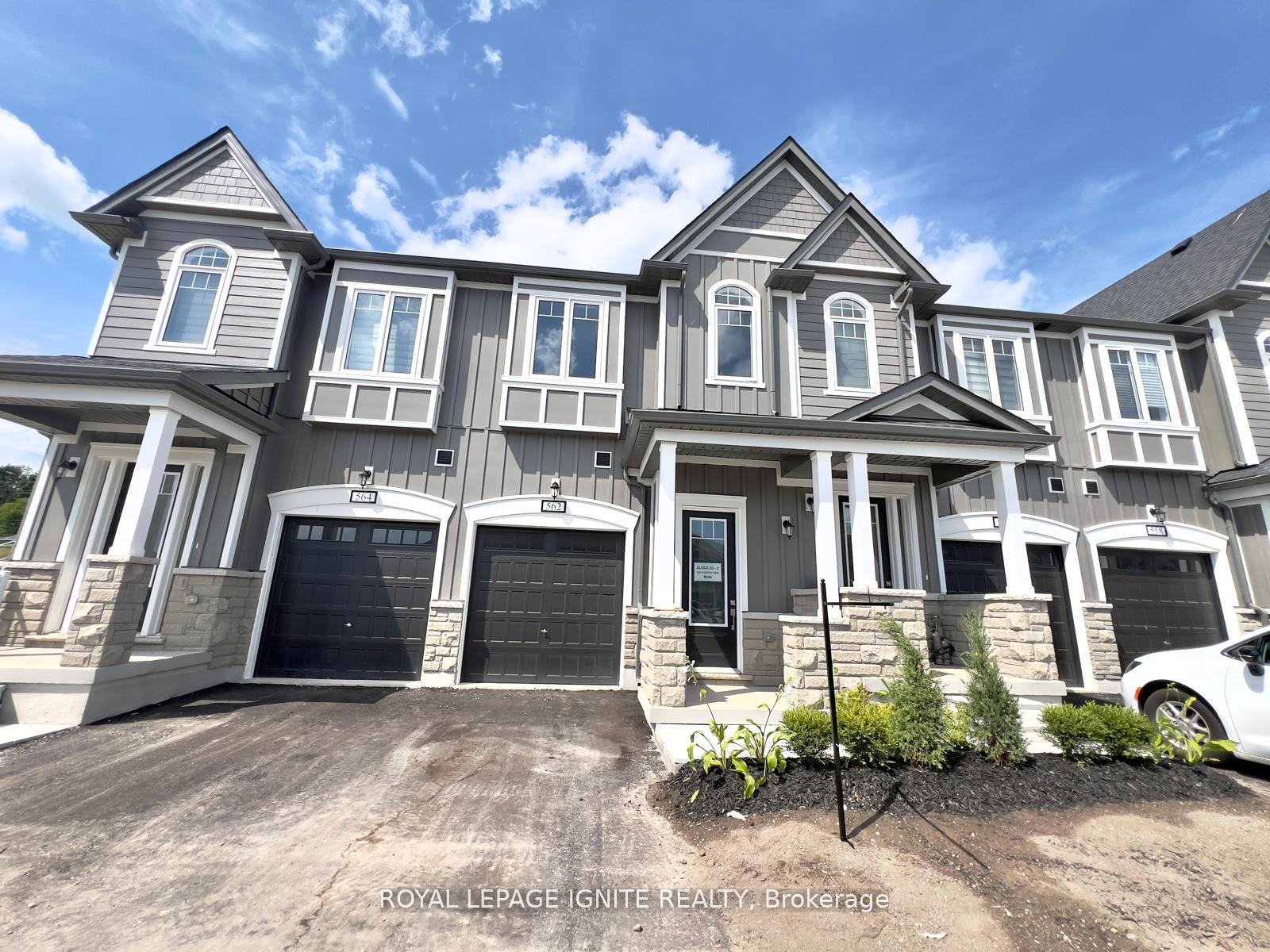 Photo 12 of 562 Hudson Crescent, Midland — HOMEH
