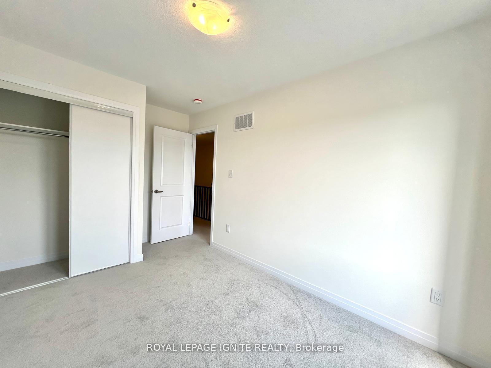 Photo 34 of 562 Hudson Crescent, Midland — HOMEH