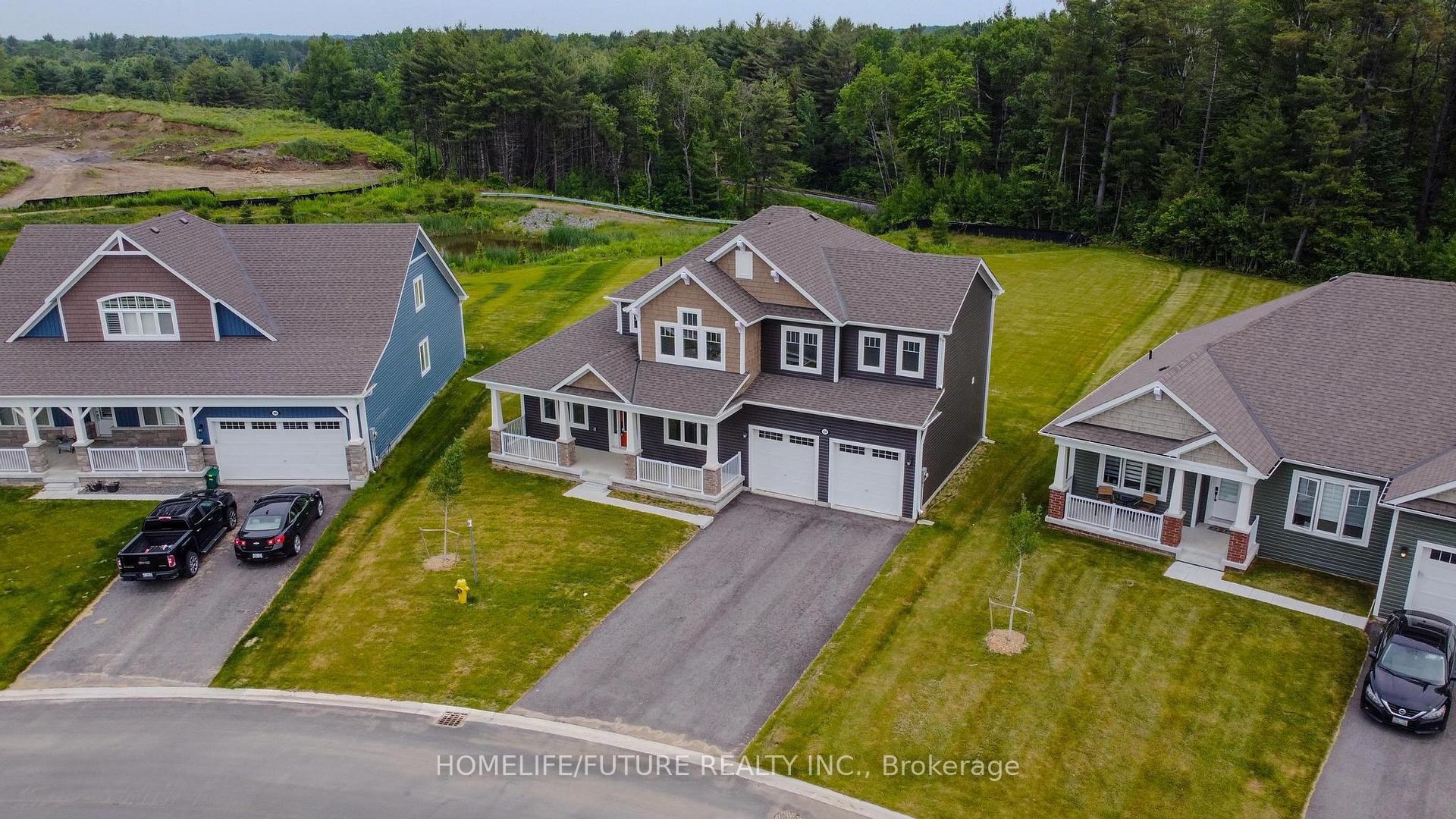 Photo 8 of 44 Dyer Crescent, Bracebridge, Muskoka (N) — HOMEH