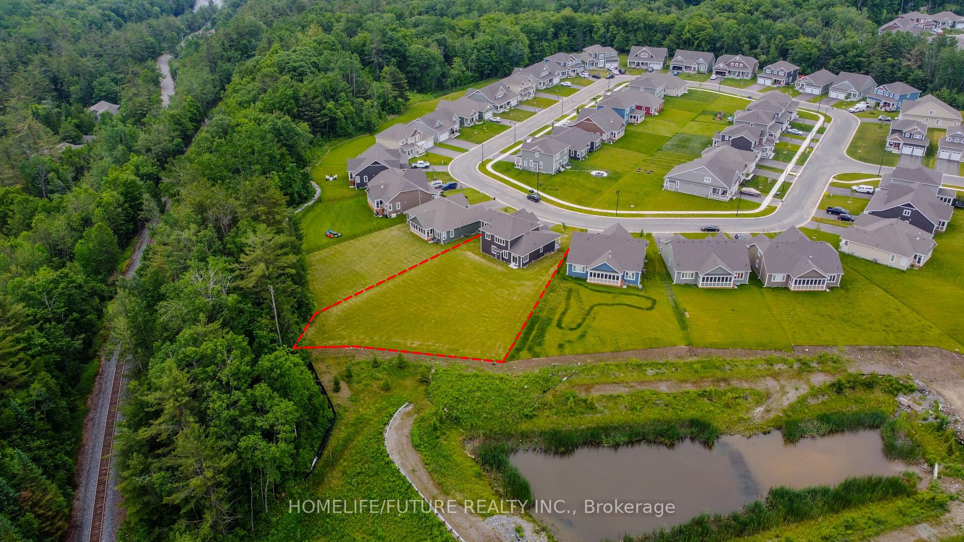 Photo 22 of 44 Dyer Crescent, Bracebridge, Muskoka (N) — HOMEH