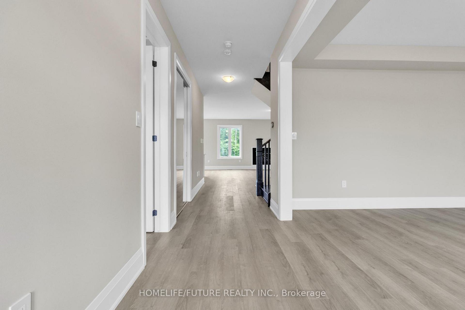 Photo 4 of 44 Dyer Crescent, Bracebridge, Muskoka (N) — HOMEH