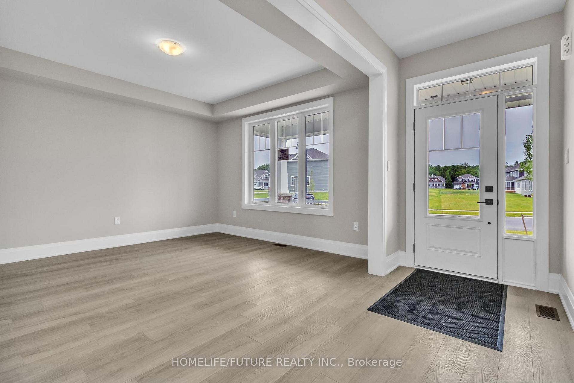 Photo 13 of 44 Dyer Crescent, Bracebridge, Muskoka (N) — HOMEH