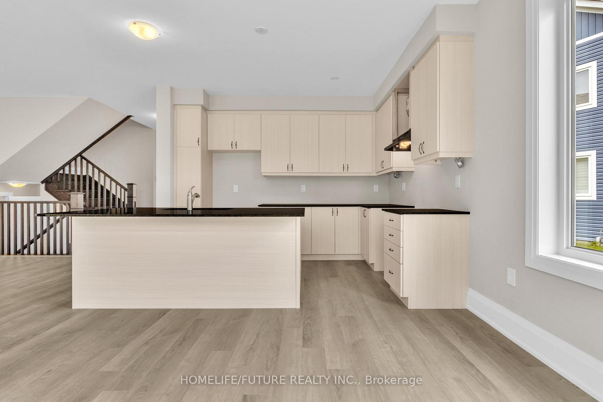 Photo 17 of 44 Dyer Crescent, Bracebridge, Muskoka (N) — HOMEH
