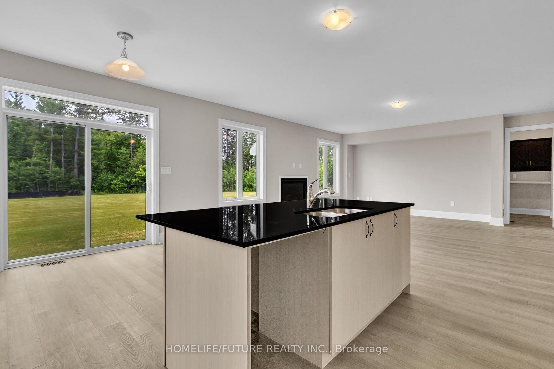 Photo 21 of 44 Dyer Crescent, Bracebridge, Muskoka (N) — HOMEH