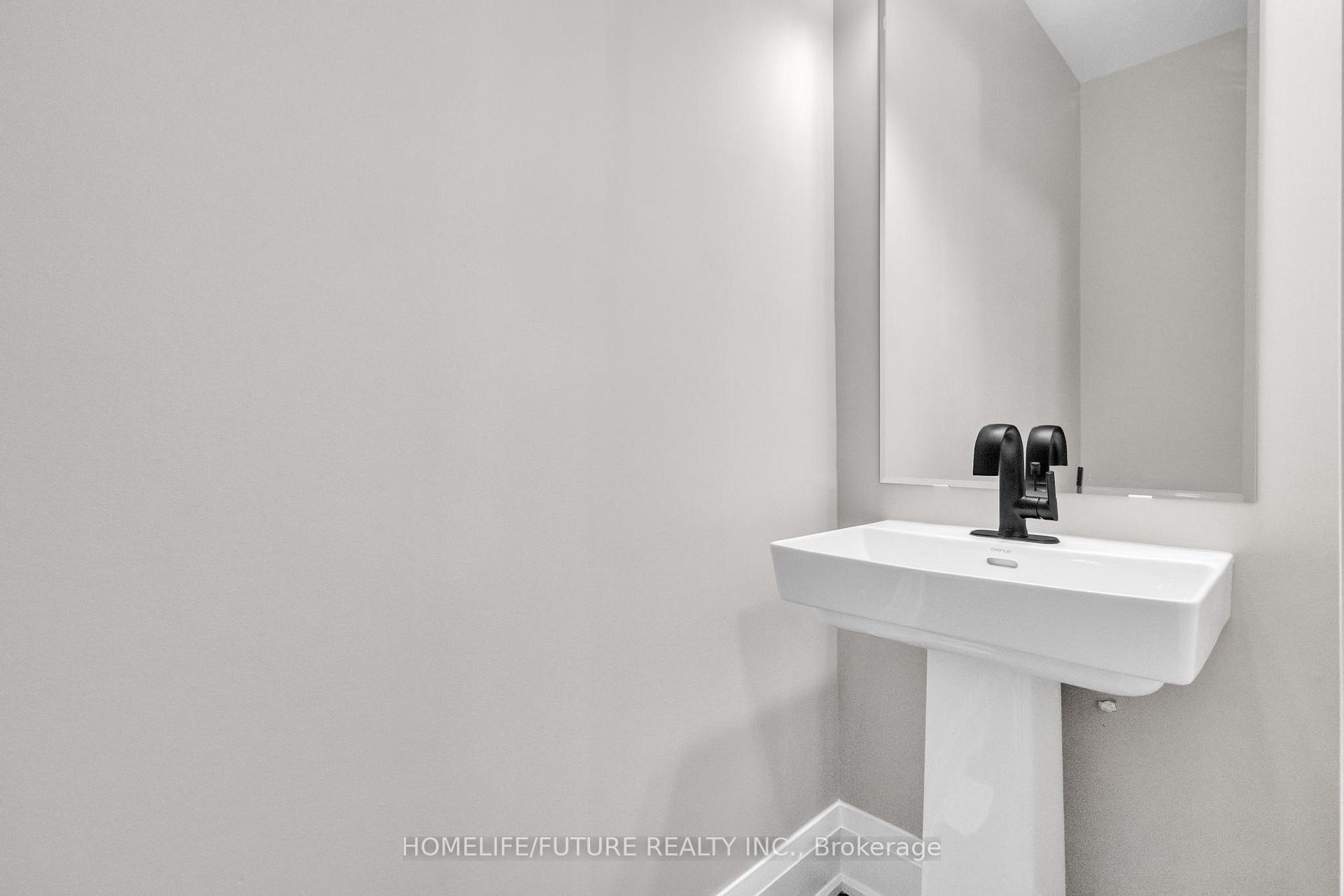 Photo 16 of 44 Dyer Crescent, Bracebridge, Muskoka (N) — HOMEH