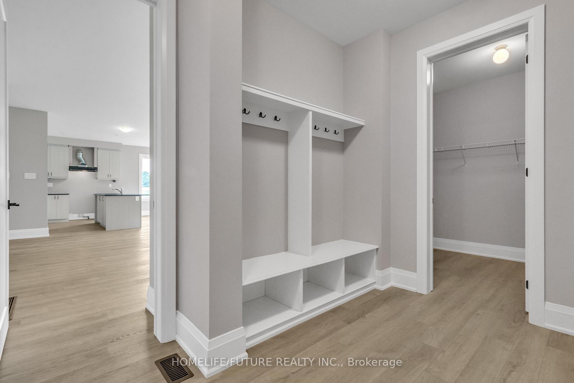 Photo 12 of 44 Dyer Crescent, Bracebridge, Muskoka (N) — HOMEH