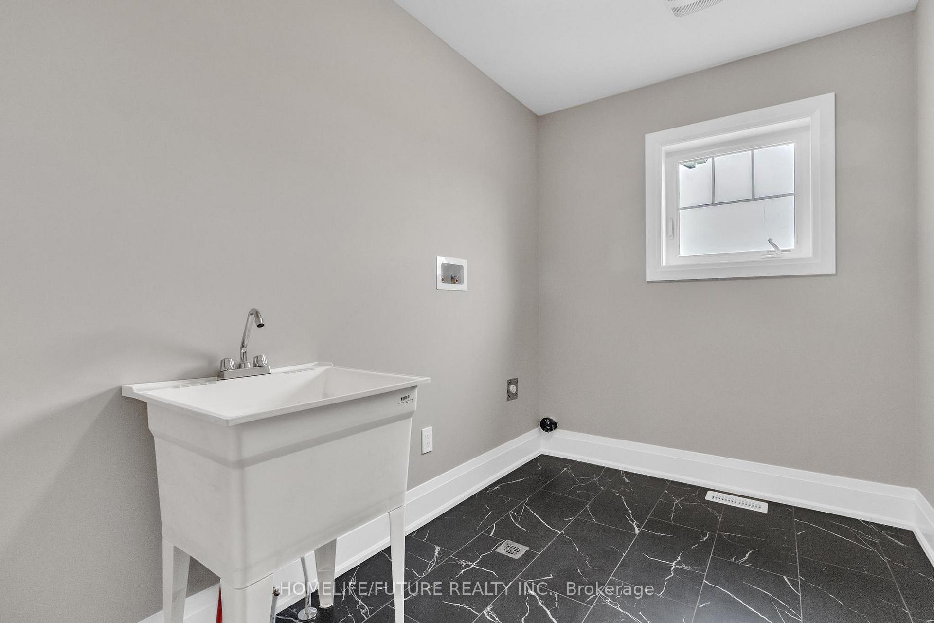 Photo 29 of 44 Dyer Crescent, Bracebridge, Muskoka (N) — HOMEH
