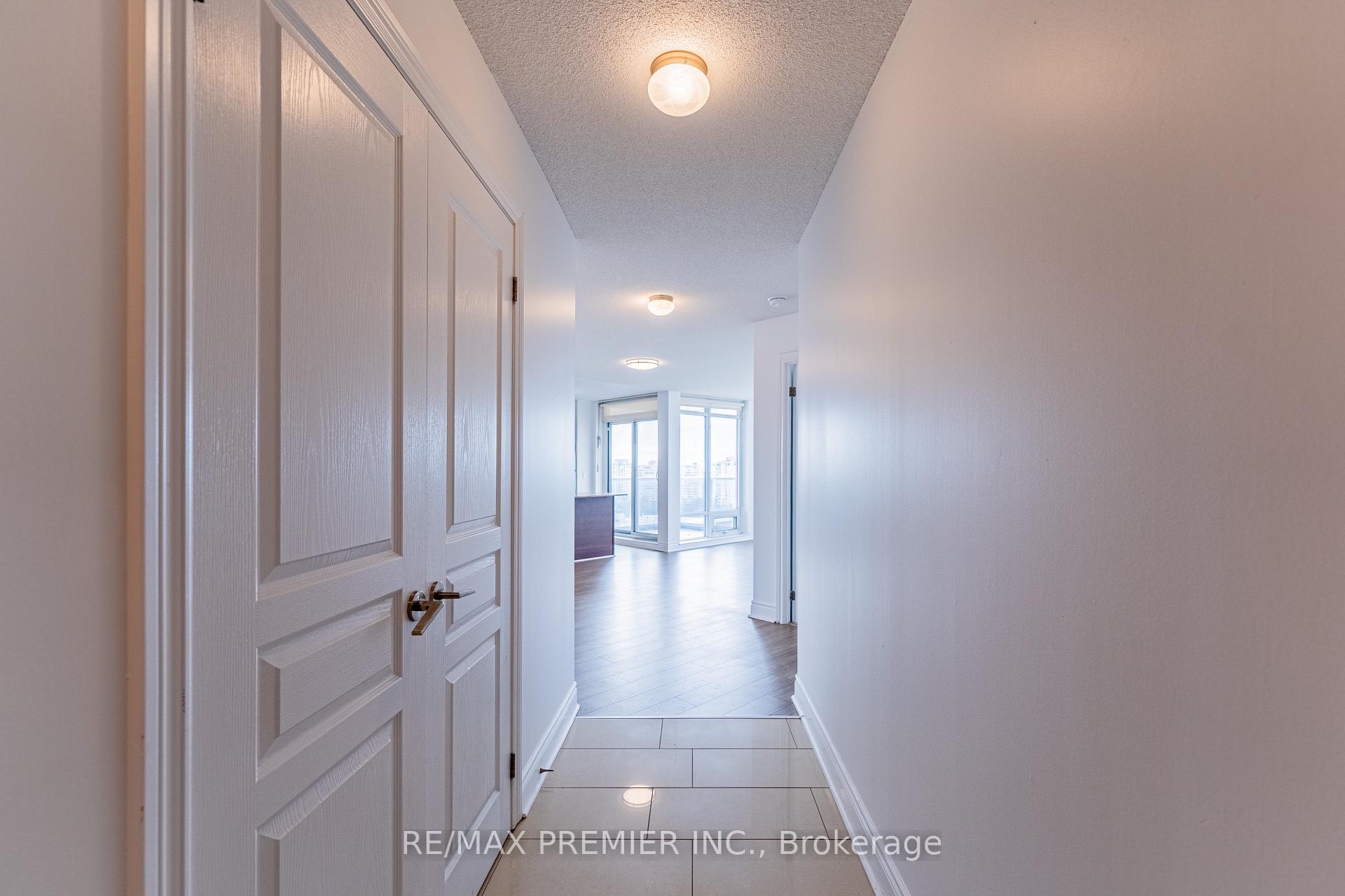 Photo 3 of Unit 1203, 7 North Park Road, Vaughan, Beverley Glen — HOMEH