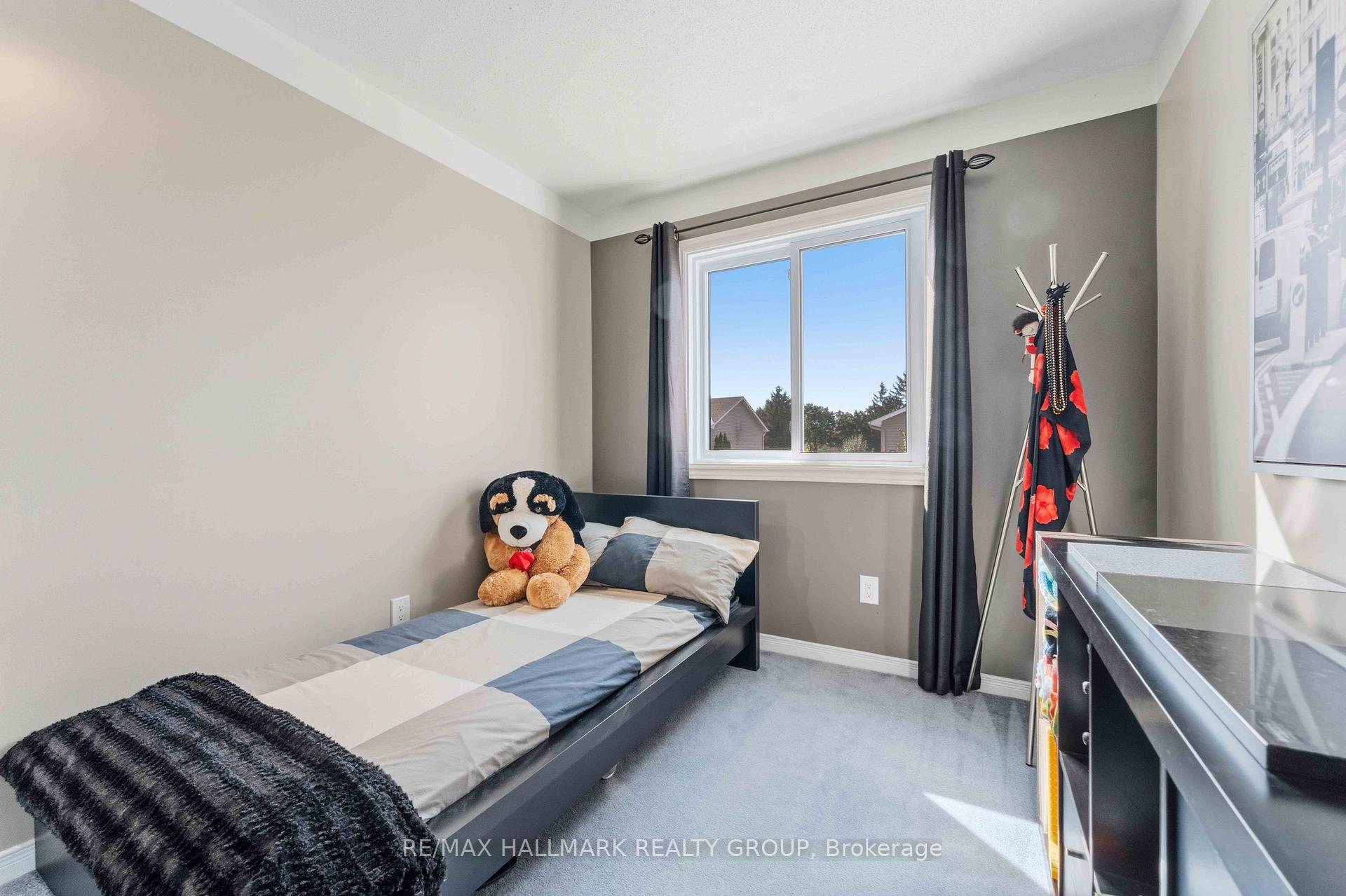 Photo 35 of Unit 32, 941 Cookshire Crescent, Ottawa, Fallingbrook/Ridgemount — HOMEH