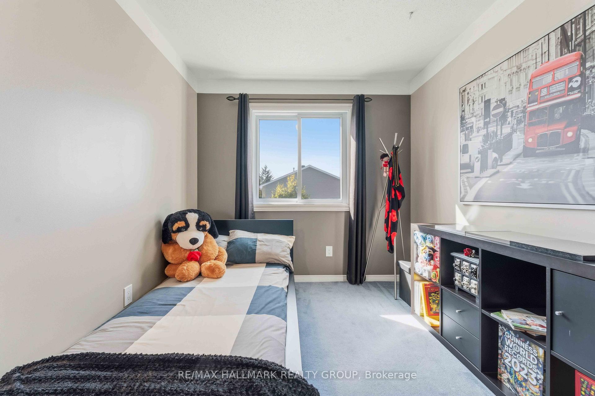 Photo 23 of Unit 32, 941 Cookshire Crescent, Ottawa, Fallingbrook/Ridgemount — HOMEH