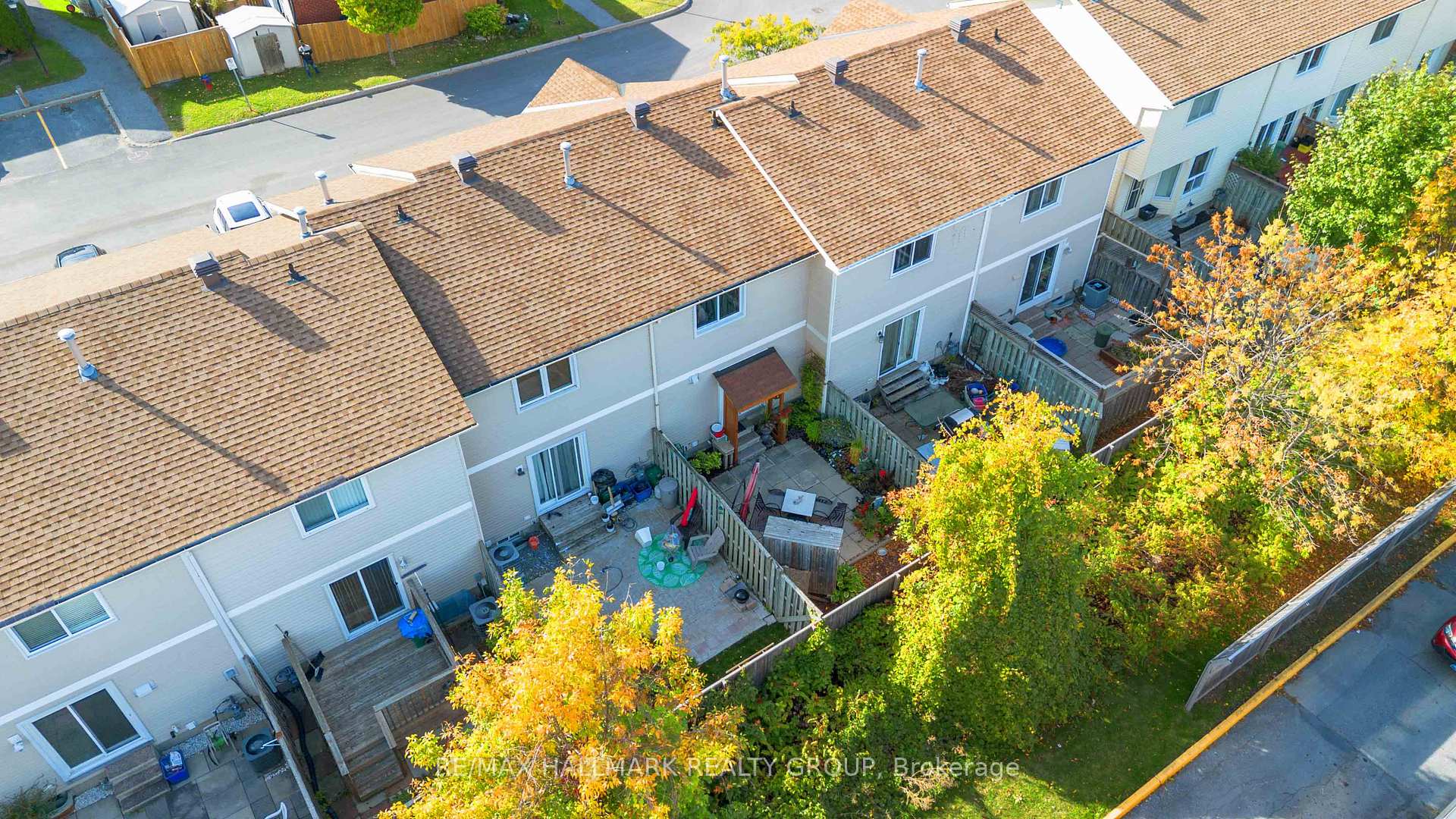 Photo 25 of Unit 32, 941 Cookshire Crescent, Ottawa, Fallingbrook/Ridgemount — HOMEH