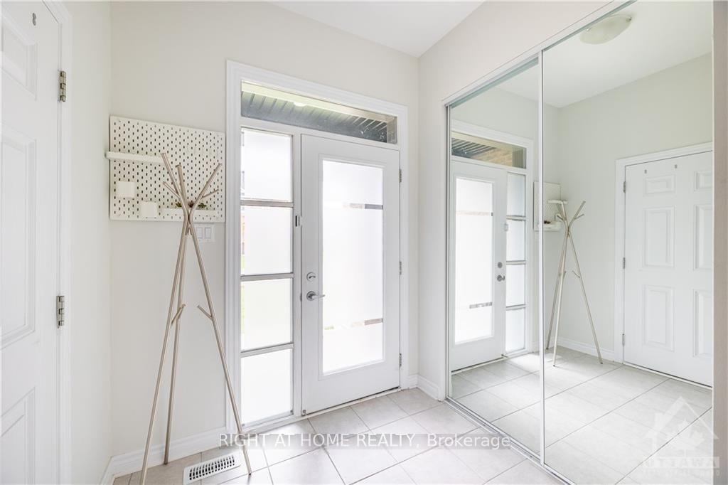 Photo 5 of 116 Vendome Street, Ottawa, Avalon West — HOMEH