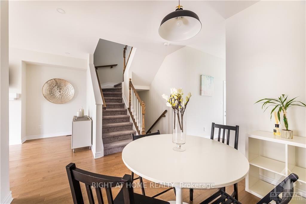Photo 8 of 116 Vendome Street, Ottawa, Avalon West — HOMEH