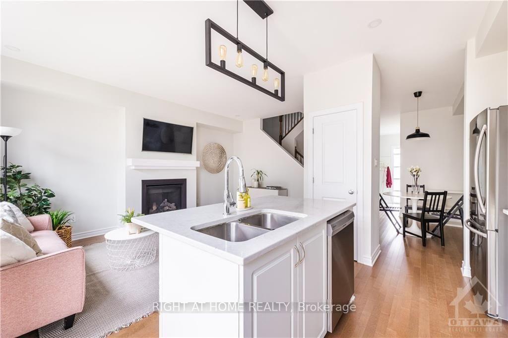Photo 4 of 116 Vendome Street, Ottawa, Avalon West — HOMEH