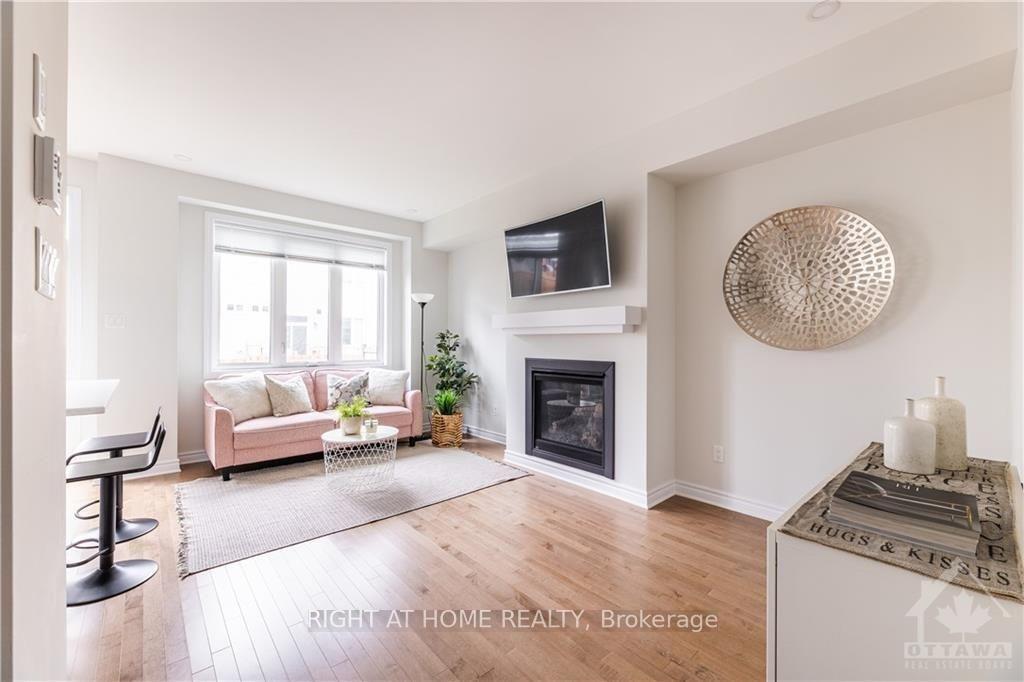 Photo 7 of 116 Vendome Street, Ottawa, Avalon West — HOMEH
