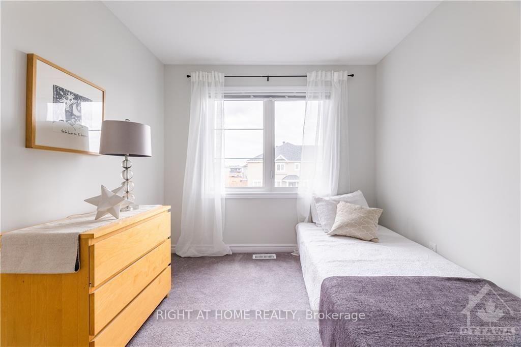 Photo 23 of 116 Vendome Street, Ottawa, Avalon West — HOMEH