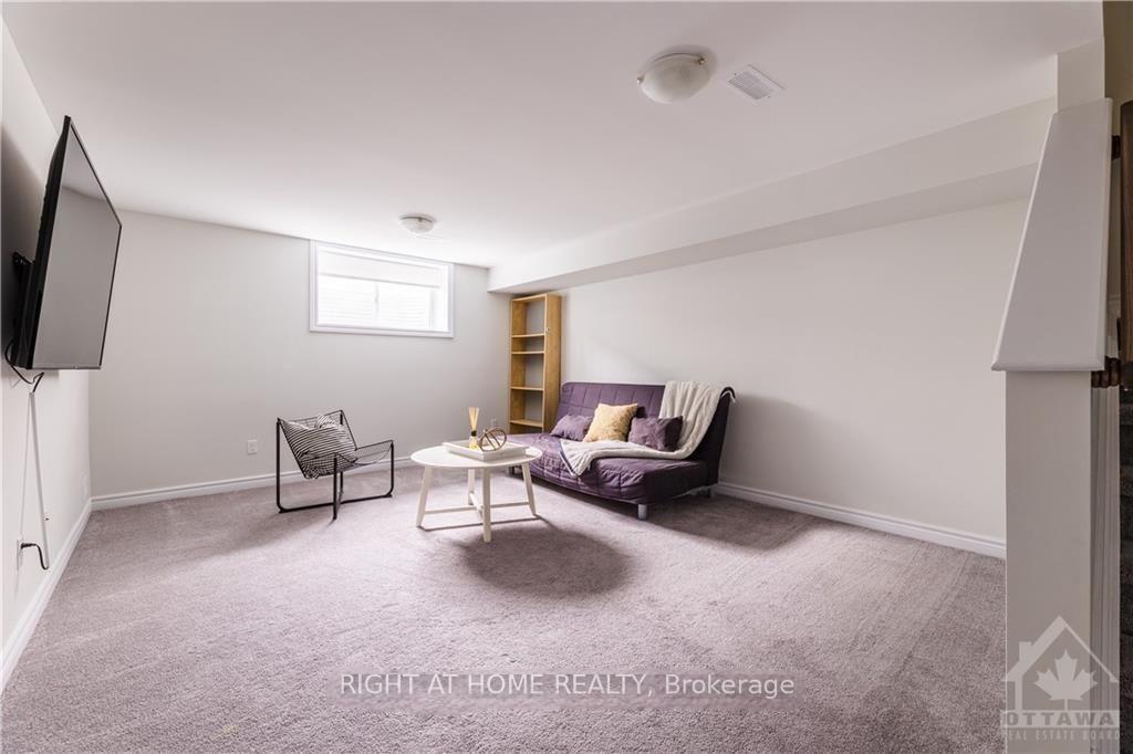 Photo 17 of 116 Vendome Street, Ottawa, Avalon West — HOMEH