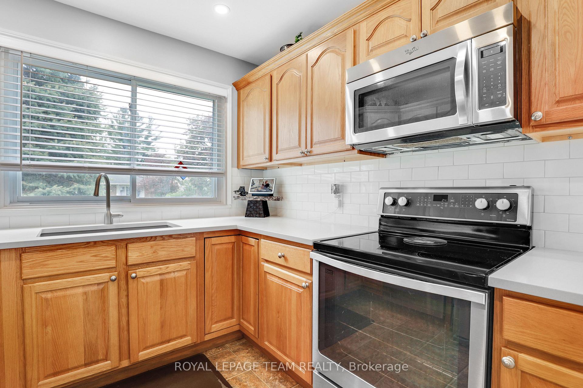 Photo 12 of 1707 Dover Road, Cornwall — HOMEH