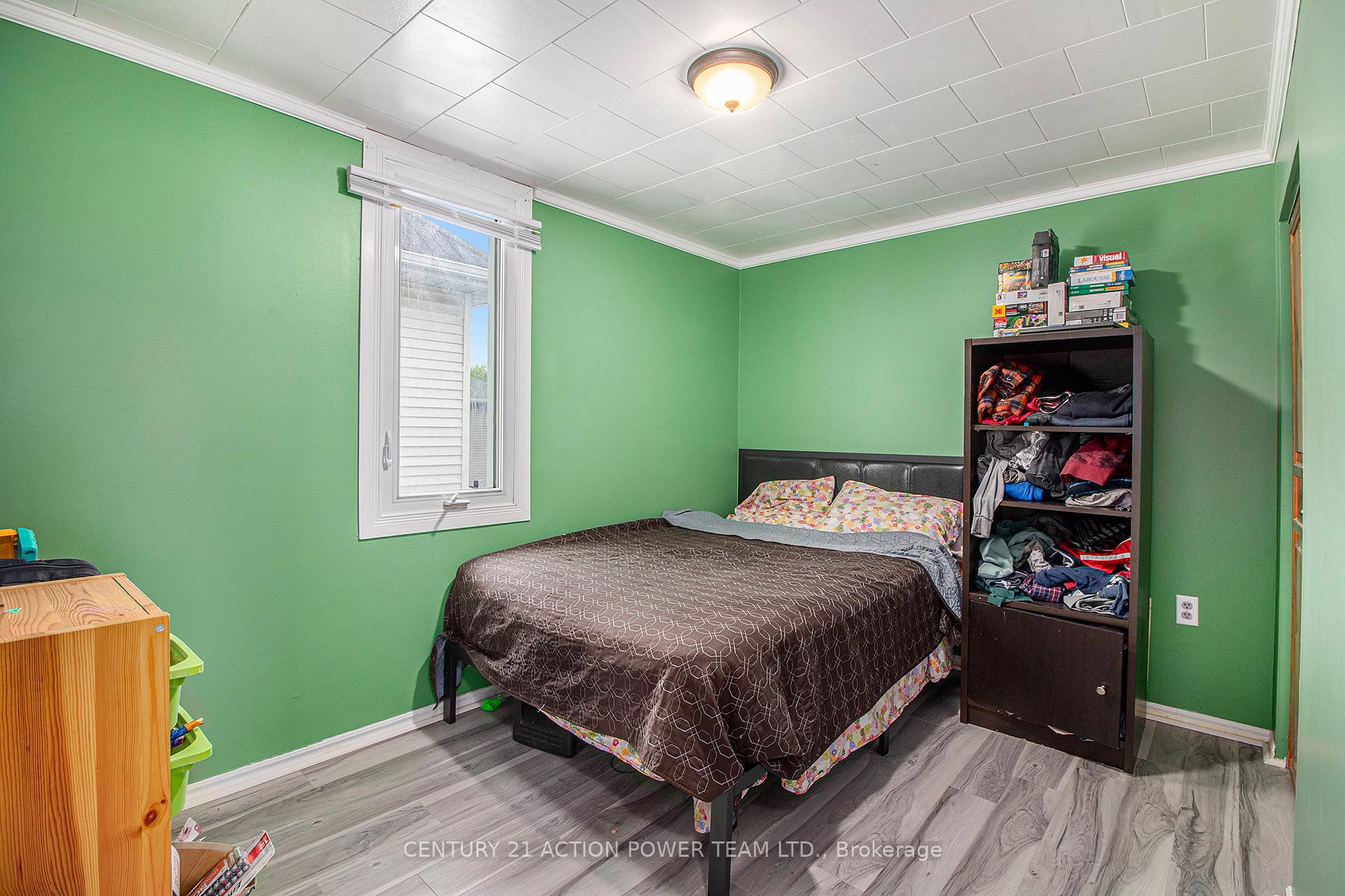 Photo 9 of 18 George Street S, North Stormont, North Stormont (Finch) Twp — HOMEH