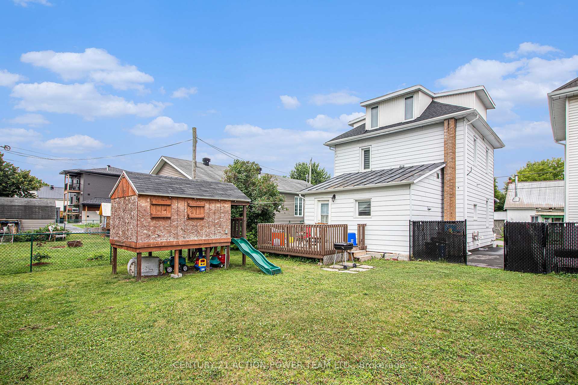 Photo 23 of 18 George Street S, North Stormont, North Stormont (Finch) Twp — HOMEH