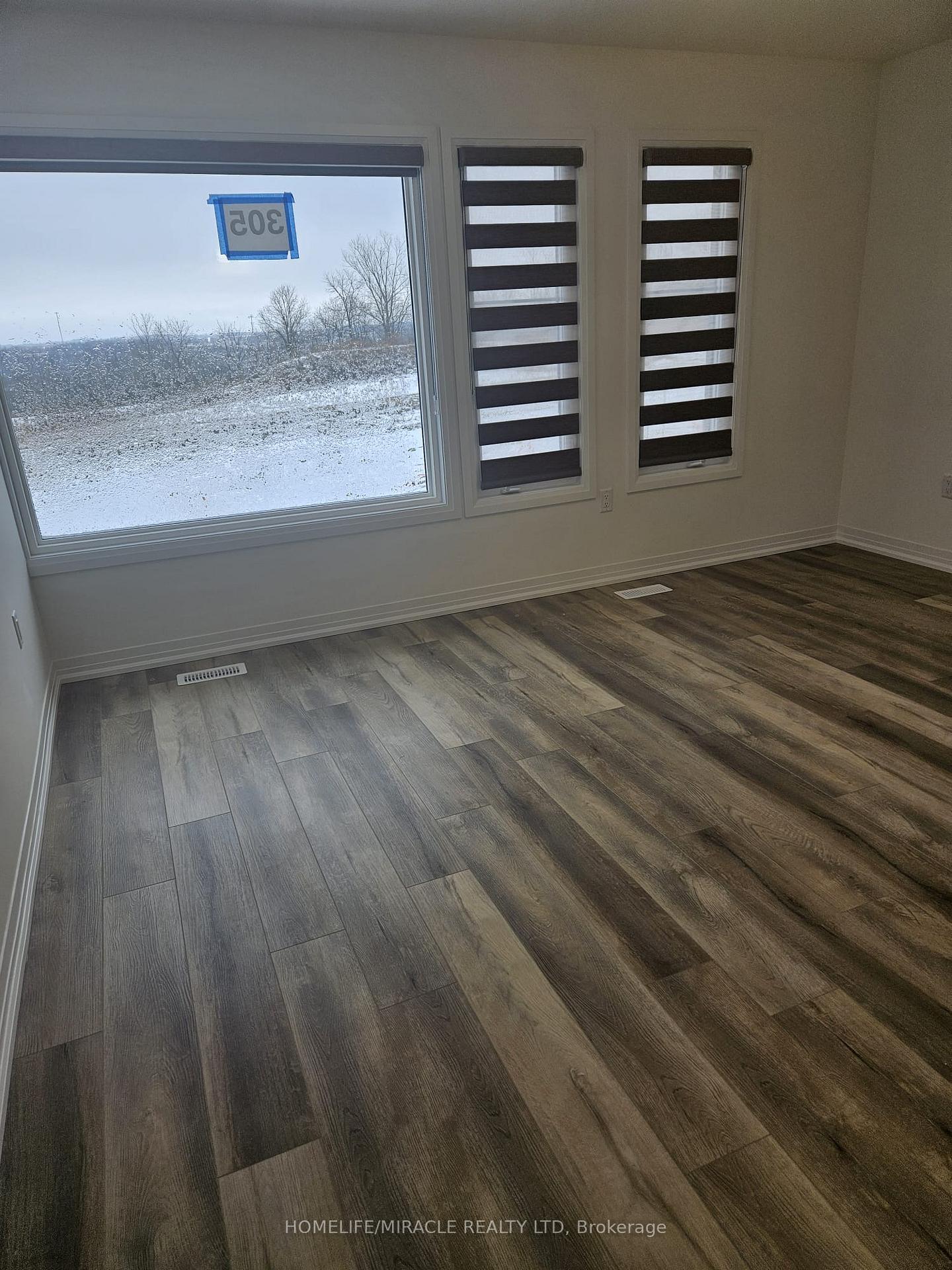 Photo 3 of 88 Gort Avenue, Brant, Paris — HOMEH