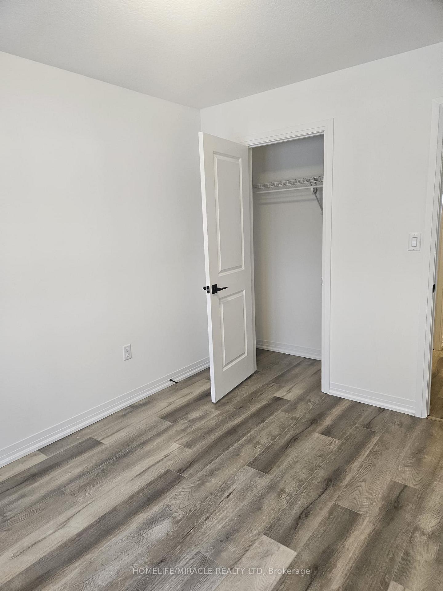Photo 16 of 88 Gort Avenue, Brant, Paris — HOMEH