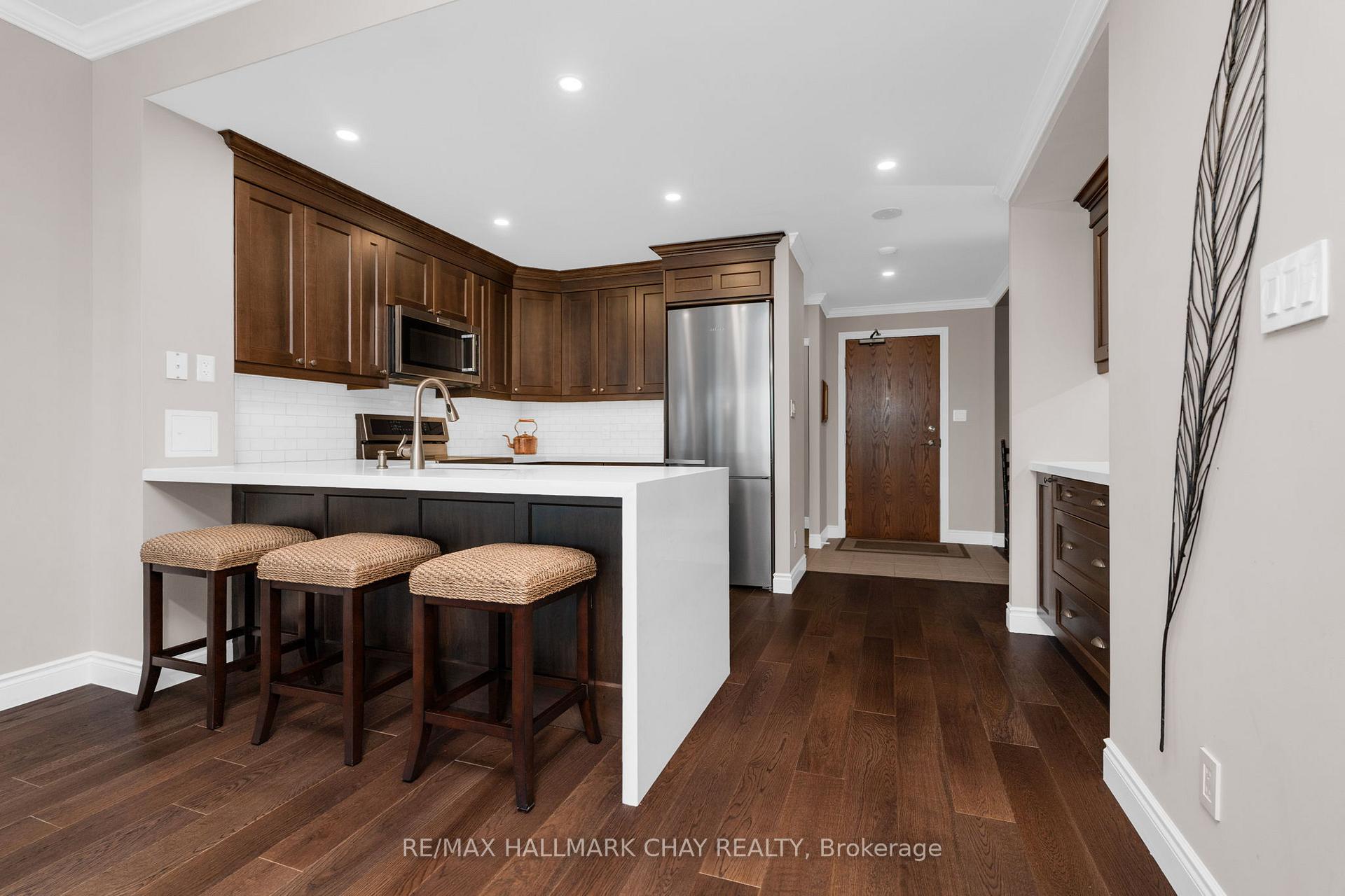 Photo 26 of Unit 1504, 37 Ellen Street, Barrie, Lakeshore — HOMEH