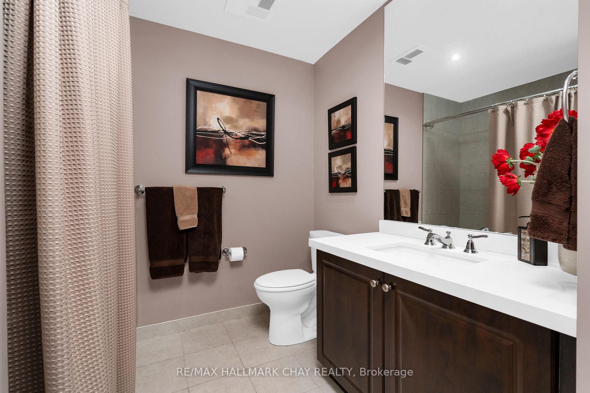 Photo 12 of Unit 1504, 37 Ellen Street, Barrie, Lakeshore — HOMEH