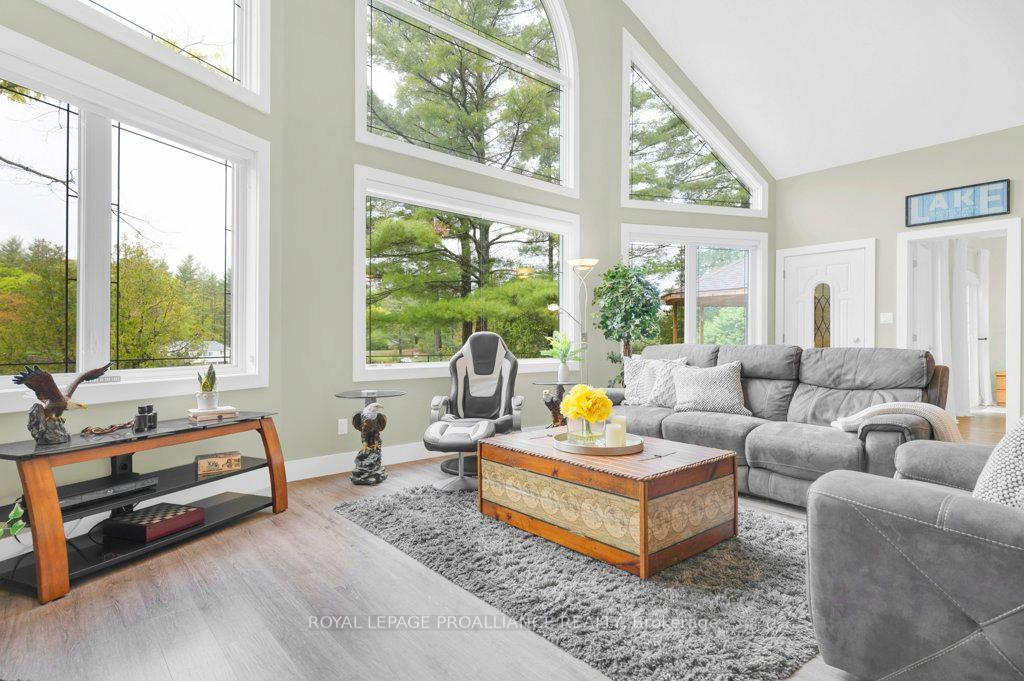Photo 2 of 1071 Pine Path Lane, Frontenac, Frontenac North — HOMEH