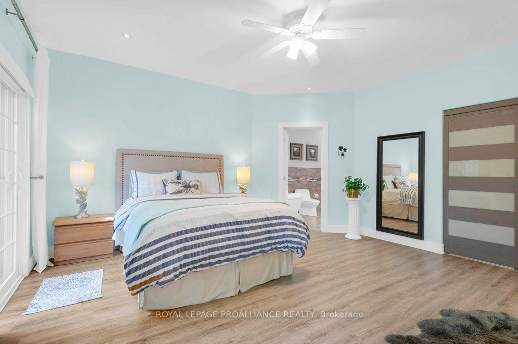 Photo 17 of 1071 Pine Path Lane, Frontenac, Frontenac North — HOMEH