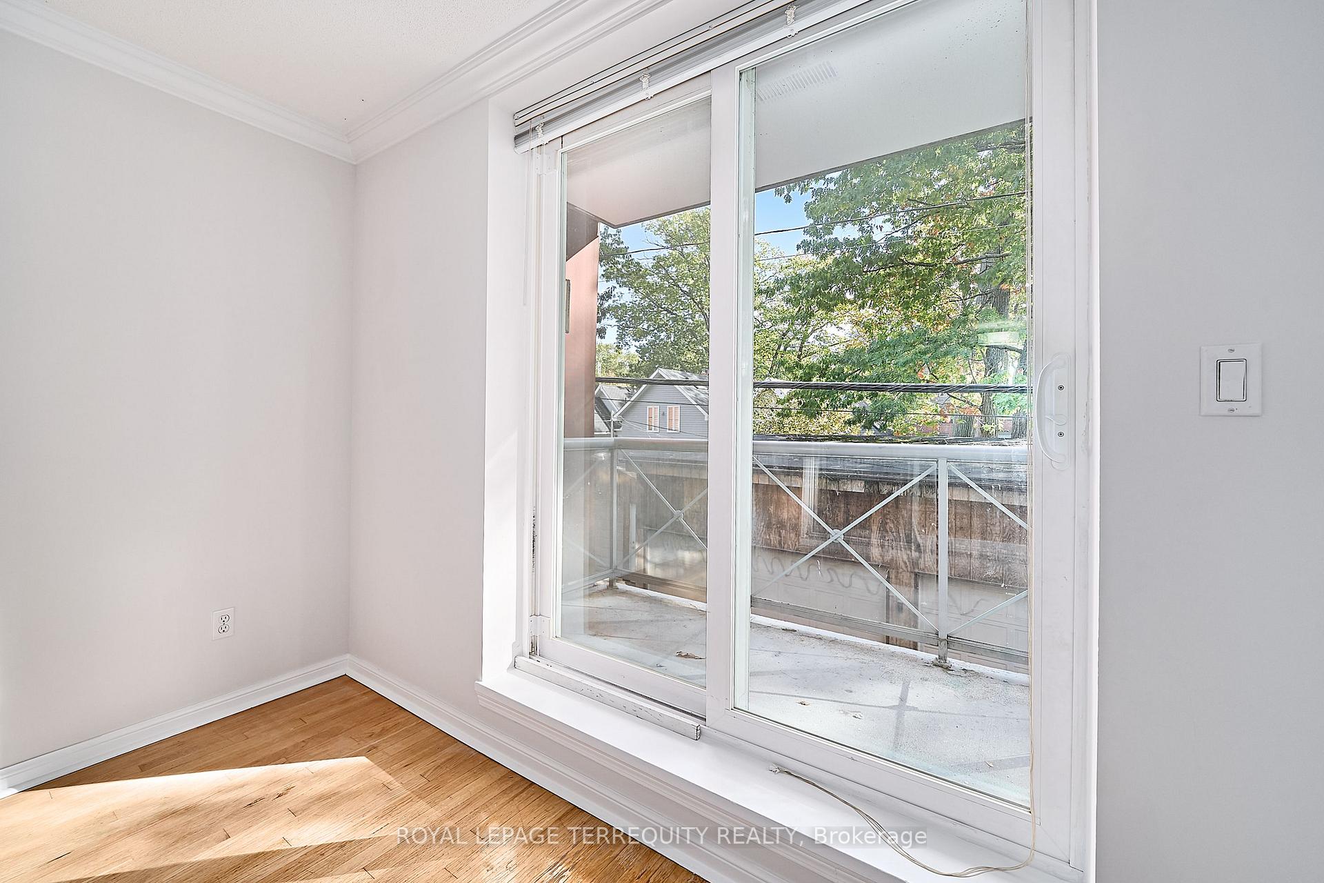 Photo 6 of Unit 203, 2365 Queen Street E, Toronto, The Beaches — HOMEH
