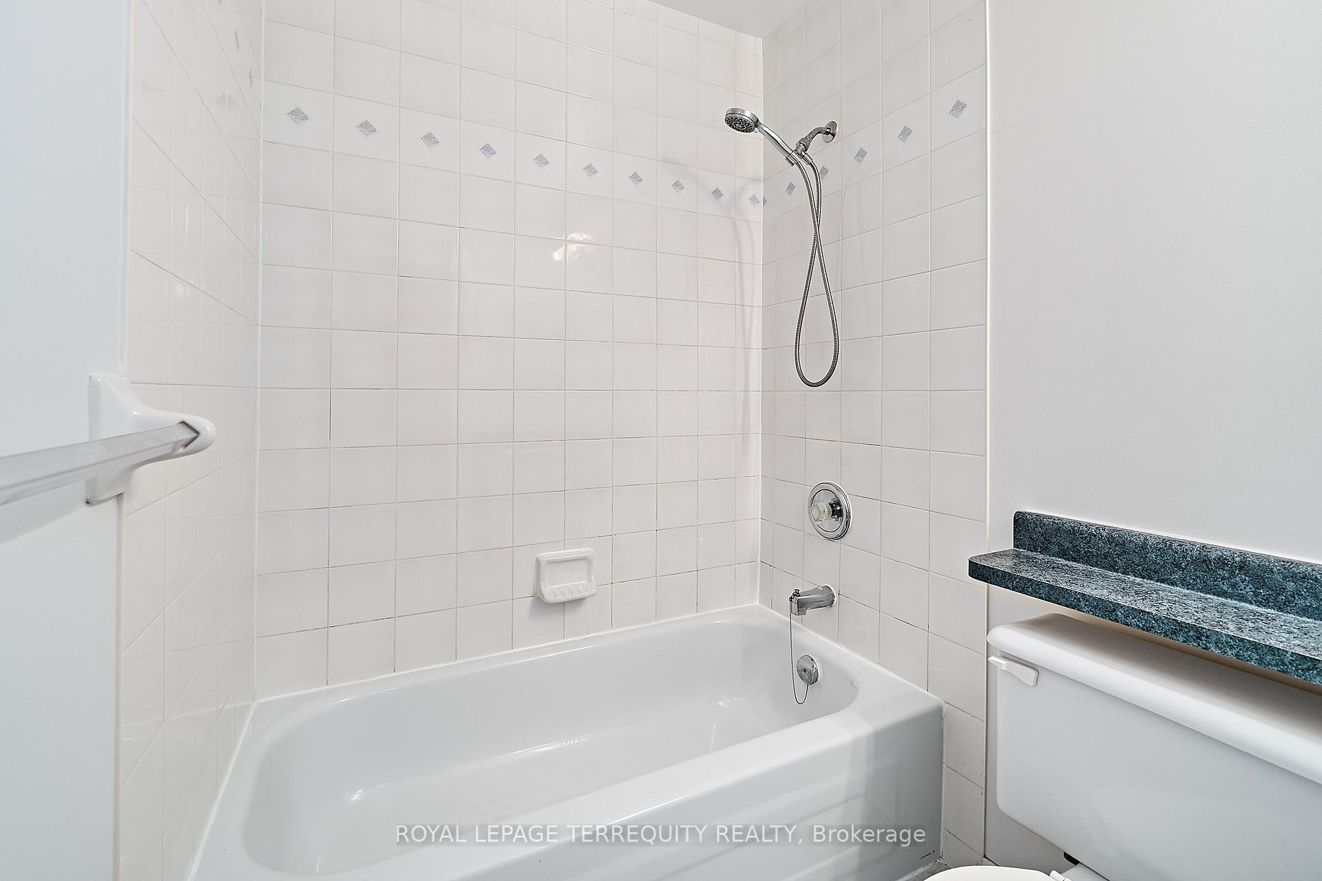 Photo 10 of Unit 203, 2365 Queen Street E, Toronto, The Beaches — HOMEH