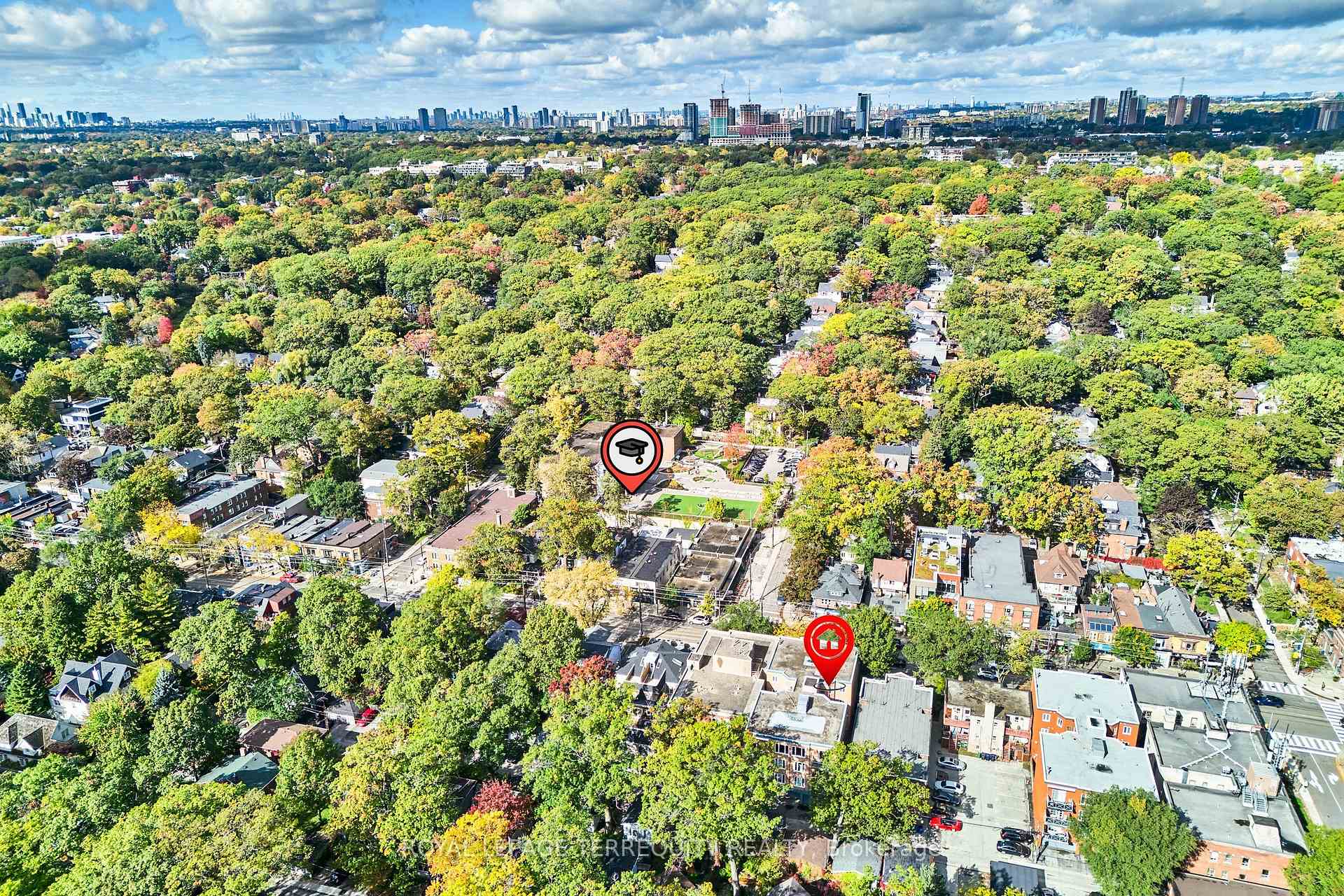 Photo 14 of Unit 203, 2365 Queen Street E, Toronto, The Beaches — HOMEH
