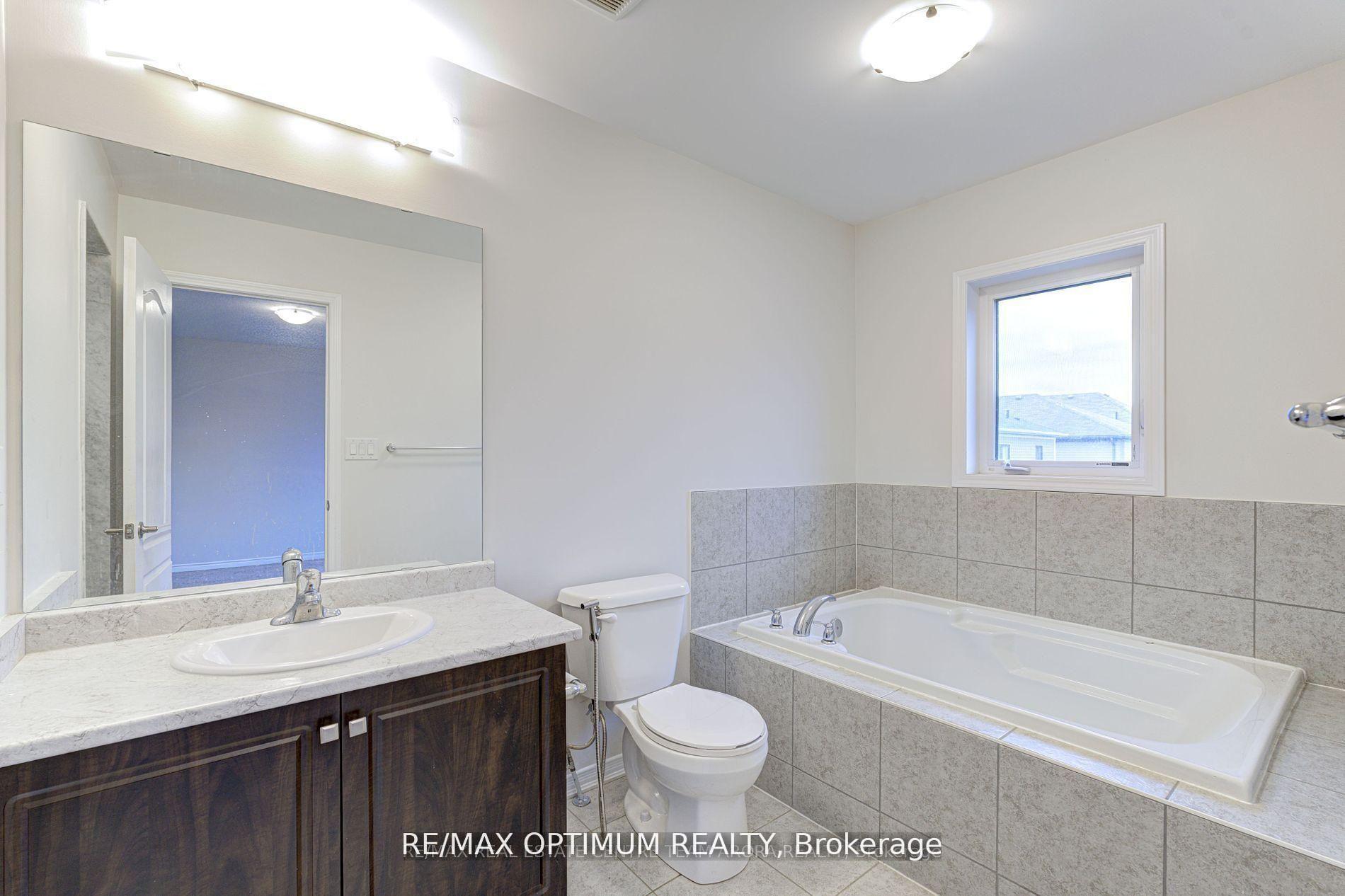 Photo 27 of 79 Oaktree Drive, Haldimand — HOMEH