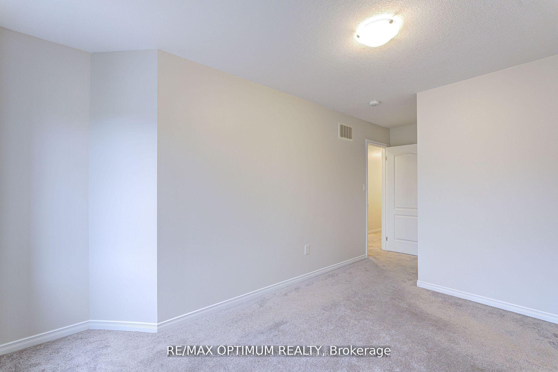 Photo 11 of 79 Oaktree Drive, Haldimand — HOMEH