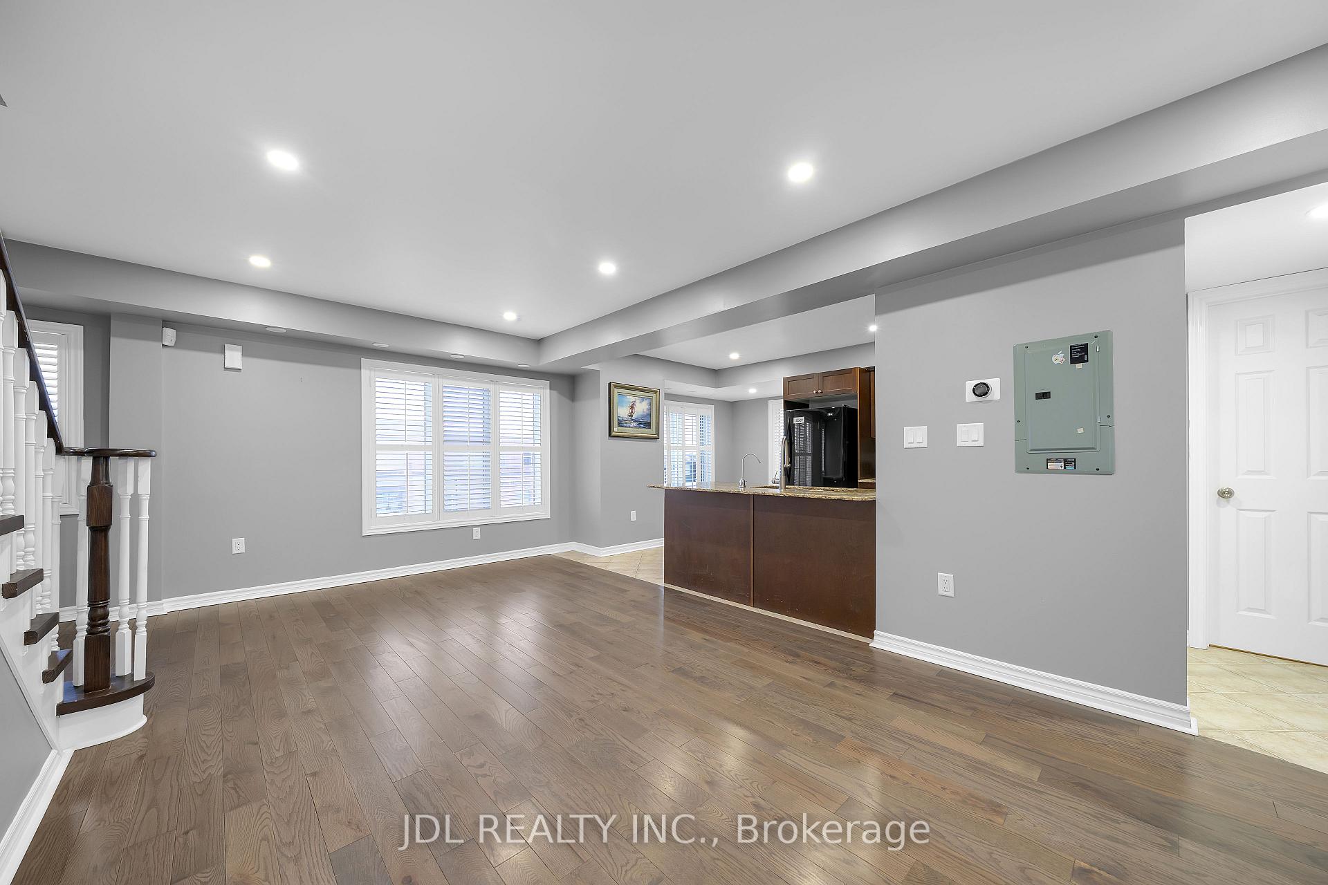 Photo 6 of 2081 Bur Oak Avenue, Markham, Greensborough — HOMEH