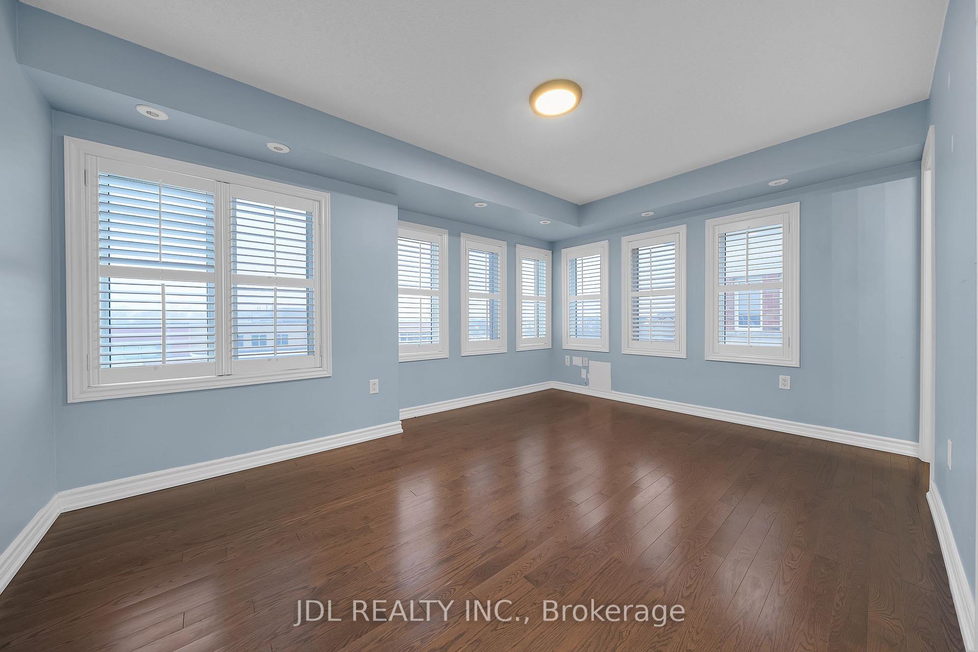 Photo 5 of 2081 Bur Oak Avenue, Markham, Greensborough — HOMEH