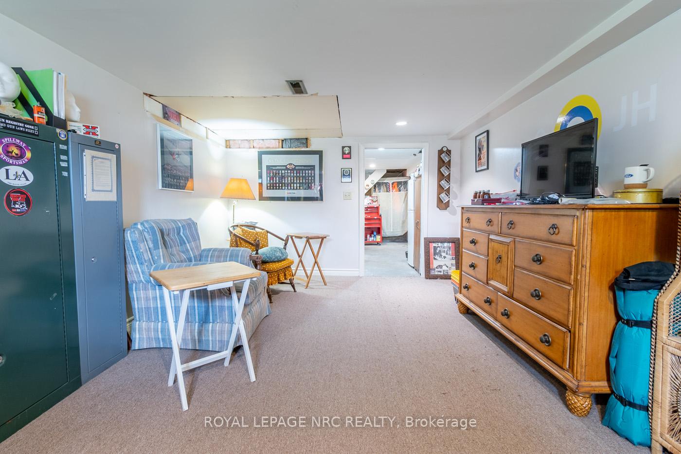 Photo 7 of 80 chetwood Street, St. Catharines, Western Hill — HOMEH