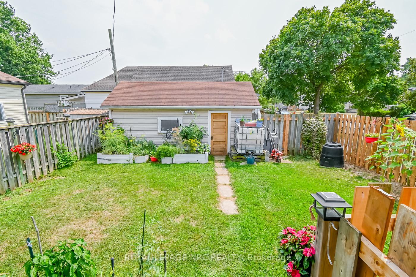 Photo 20 of 80 chetwood Street, St. Catharines, Western Hill — HOMEH