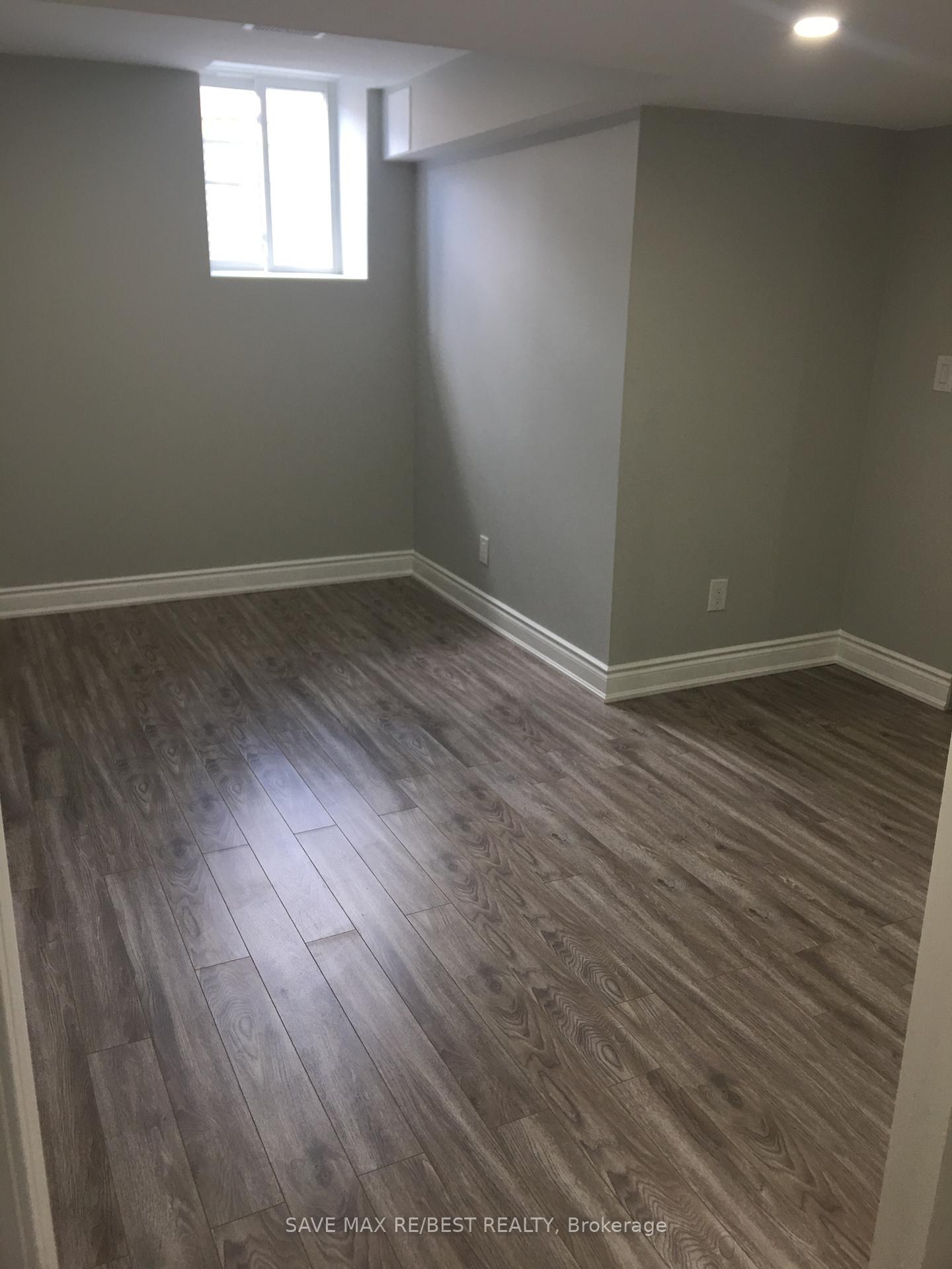 Photo 13 of Unit Bsmt, 28 Isle Royal Terrace, Brampton, Bram West — HOMEH