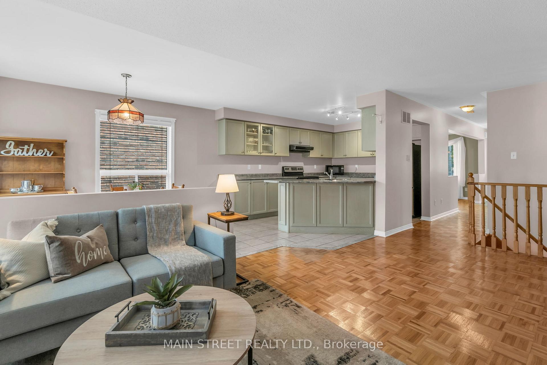 Photo 7 of 69 Brecken Drive, Georgina, Keswick South — HOMEH