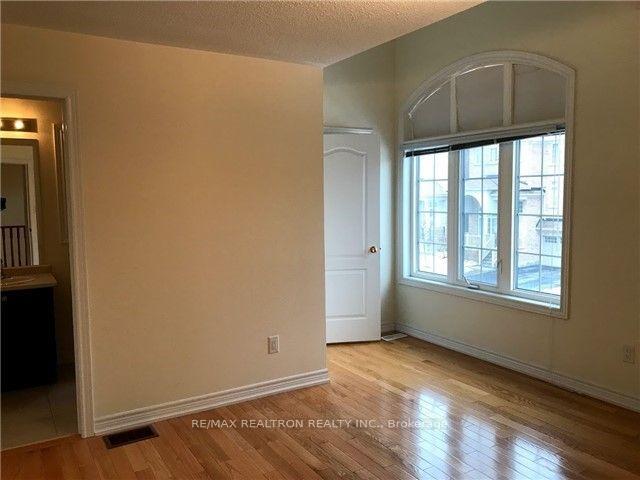 Photo 14 of 48 Rumsey Road, Vaughan, Patterson — HOMEH