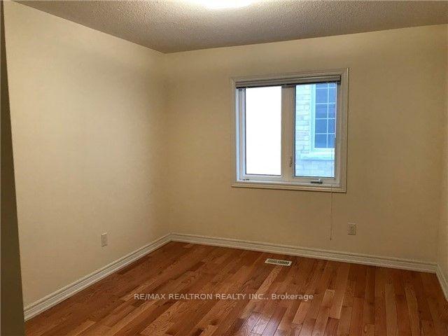 Photo 5 of 48 Rumsey Road, Vaughan, Patterson — HOMEH
