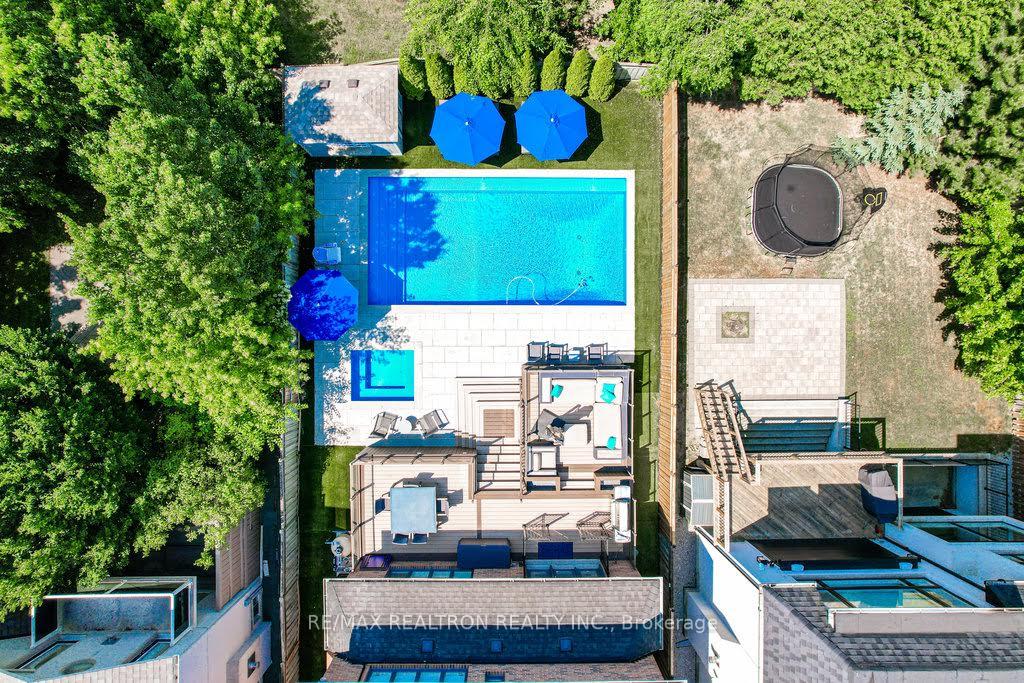Photo 2 of 336 Brooke Avenue, Toronto, Bedford Park-Nortown — HOMEH