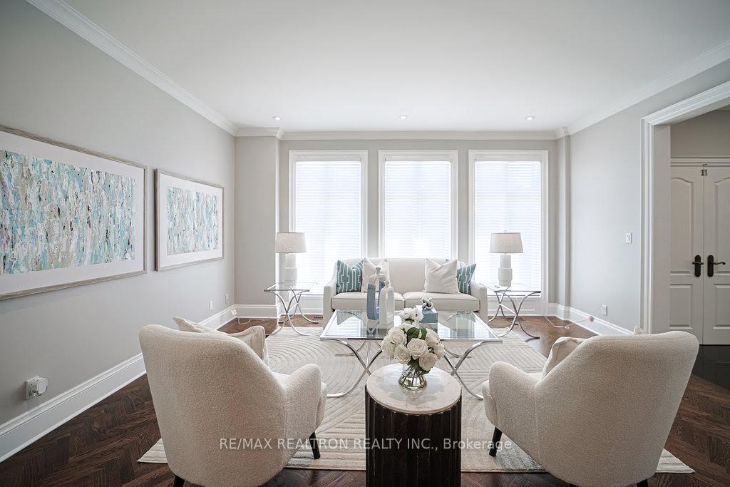 Photo 9 of 336 Brooke Avenue, Toronto, Bedford Park-Nortown — HOMEH