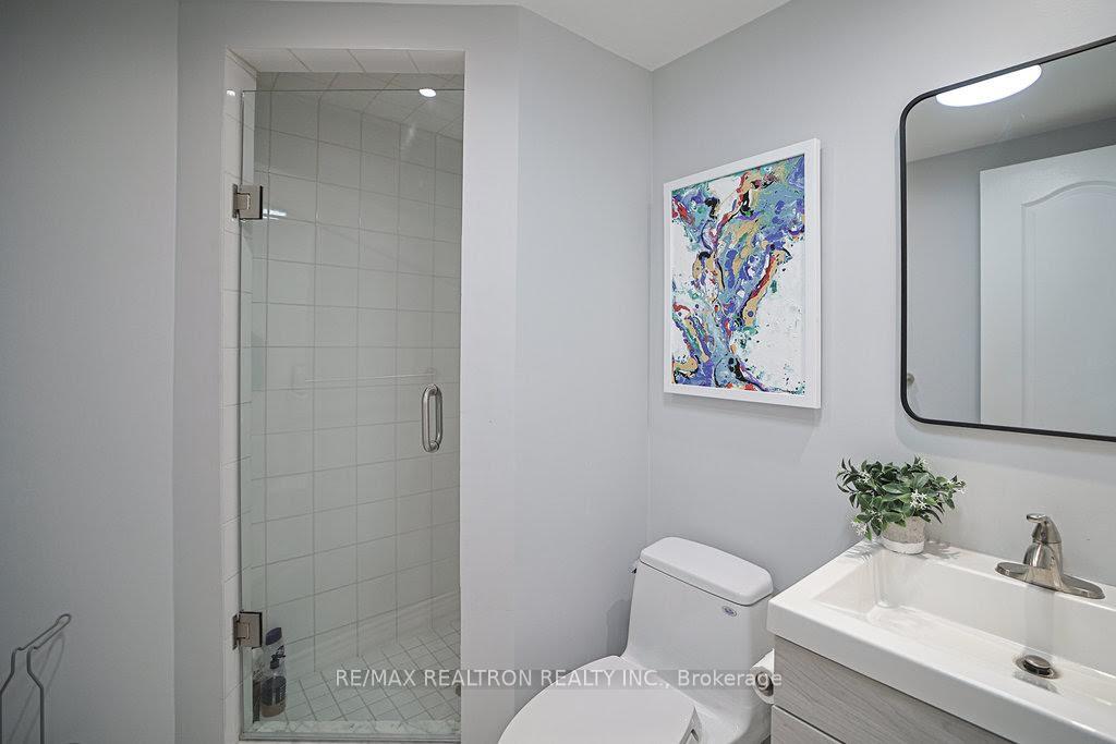 Photo 45 of 336 Brooke Avenue, Toronto, Bedford Park-Nortown — HOMEH