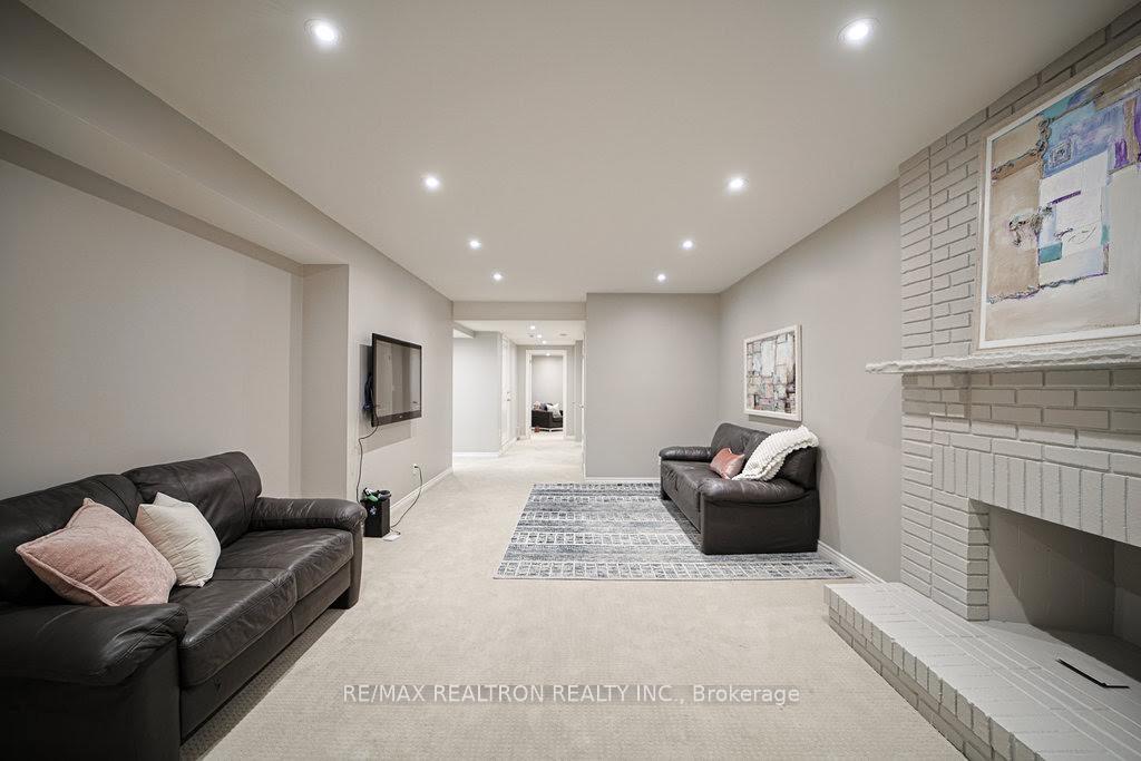 Photo 36 of 336 Brooke Avenue, Toronto, Bedford Park-Nortown — HOMEH