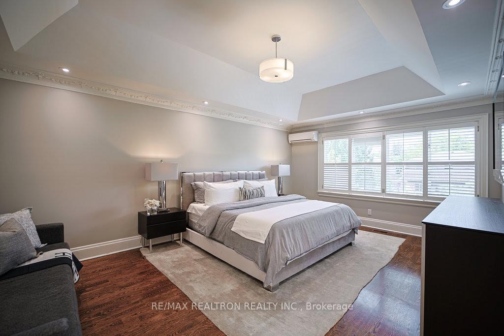 Photo 33 of 336 Brooke Avenue, Toronto, Bedford Park-Nortown — HOMEH