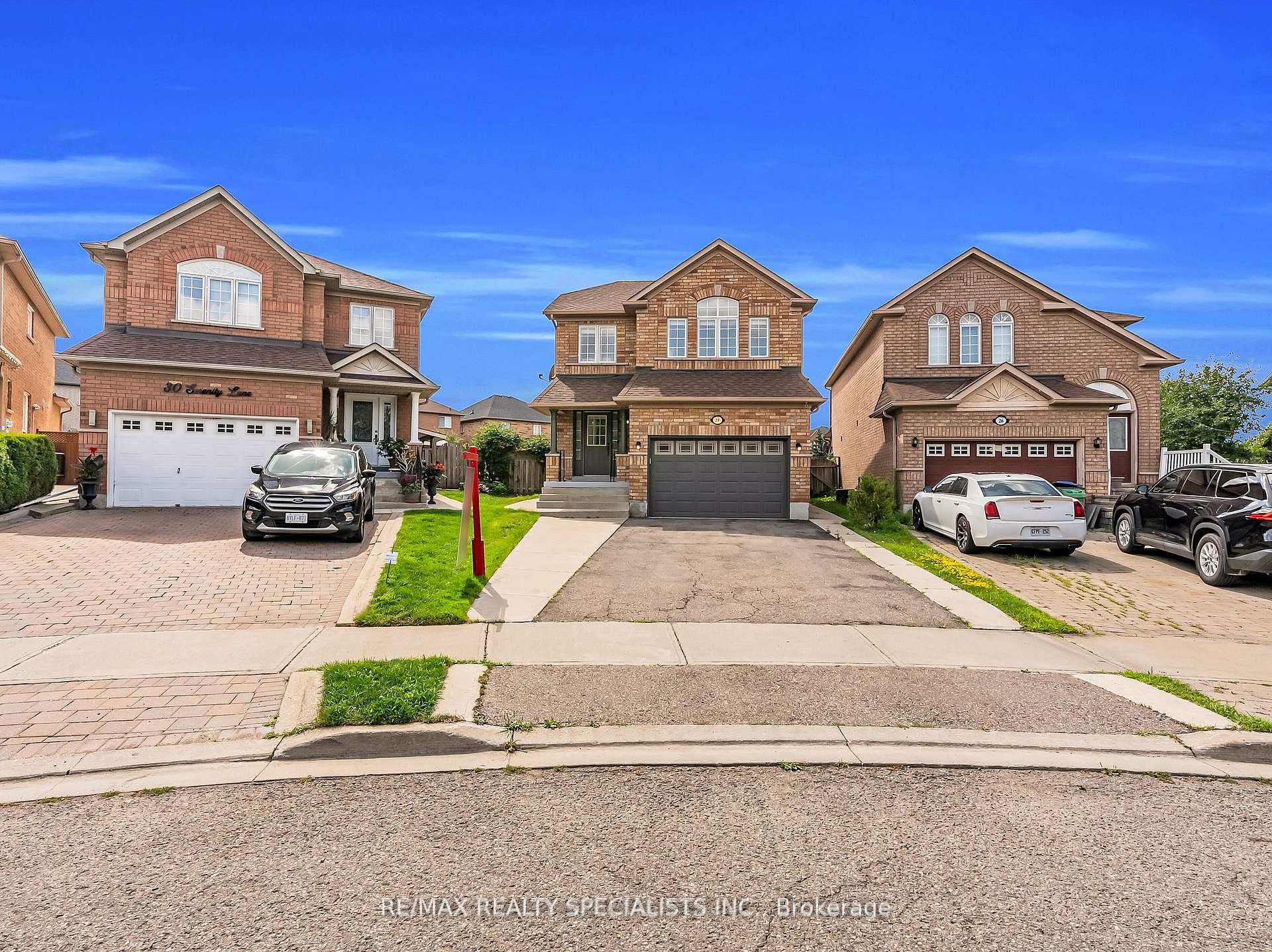 Photo 2 of 28 Serenity Lane, Brampton, Sandringham-Wellington — HOMEH