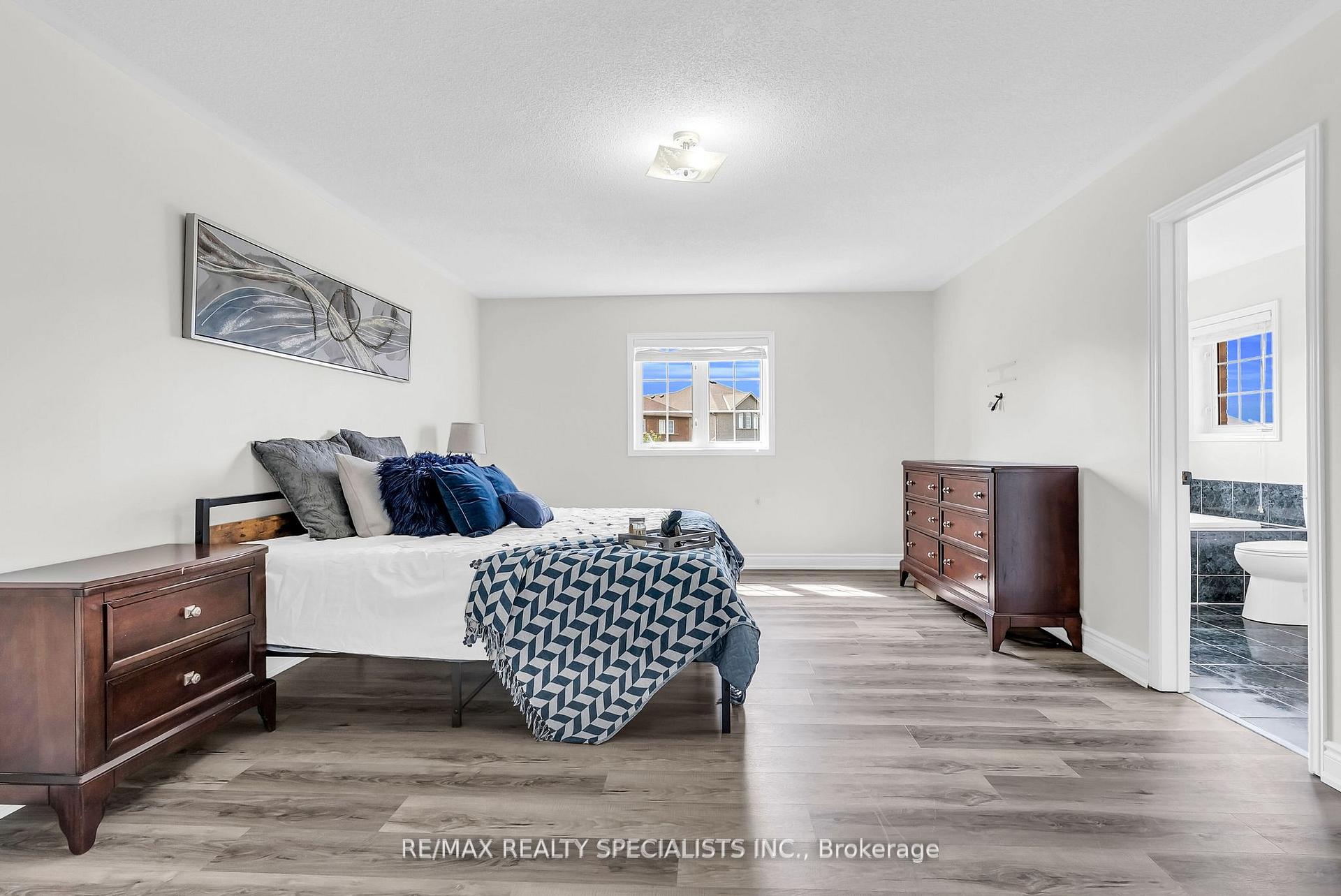 Photo 21 of 28 Serenity Lane, Brampton, Sandringham-Wellington — HOMEH